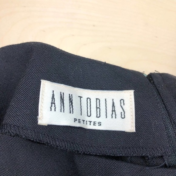 Vintage 1980s Gingham Pleated Fit and Flare Skater Dress - Picture 5 of 8